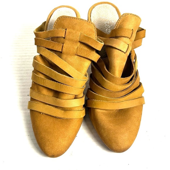 Free People Byron Suede Mules Strappy Heeled Shoes Slide On Size 37 US 7 - Picture 12 of 12